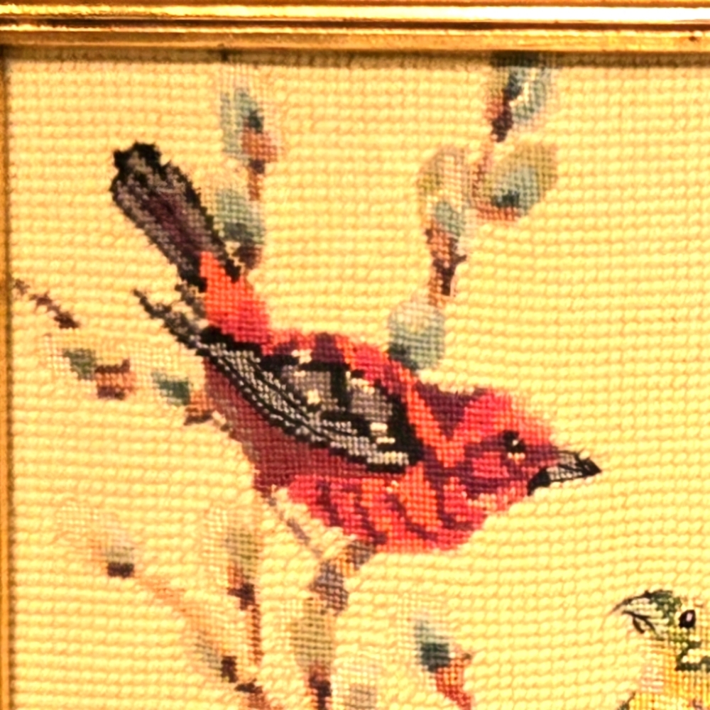 RARE VTG Scarlet Tanager Bird Pair Wool Crewel Spun Embroidery, VTG Gold Frame - Picture 2 of 4